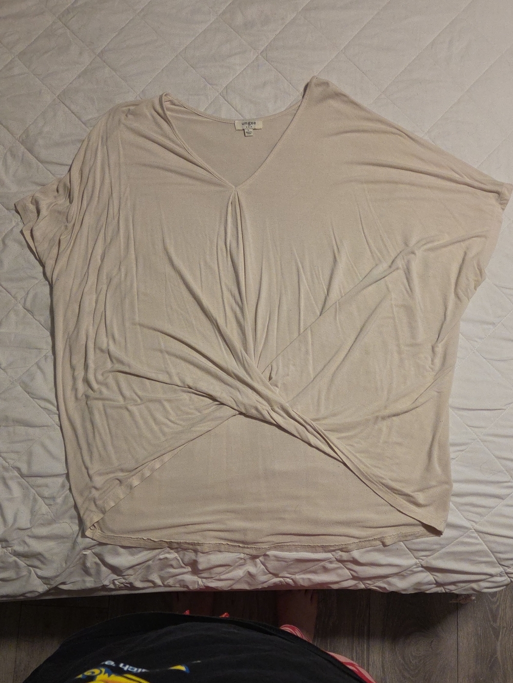 Umgee Cream Twist-Front V-Neck Tunic- L